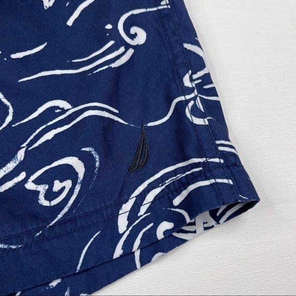 Nautica Shorts Swim Trunks Fishing Sailing Beach Ocean Pool Resort Vacation Navy - Picture 5 of 15